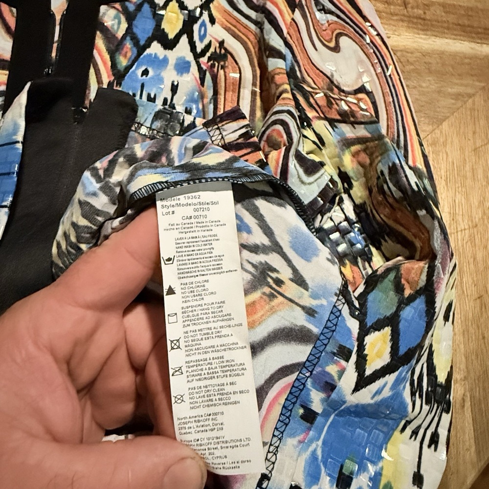 Colorful Zippered Patterned Women's Jacket - Picture 4 of 9